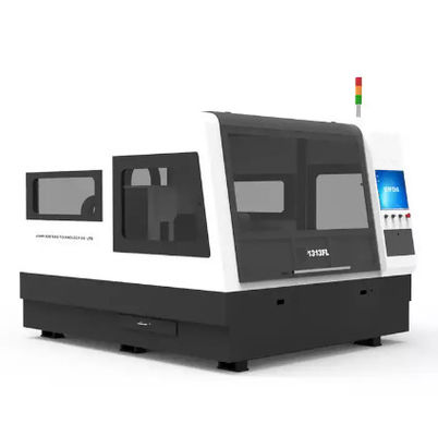 750w آلة قطع ألياف الليزر الصغيرة 1500w 1313FL غطاء كامل قطع معدنية