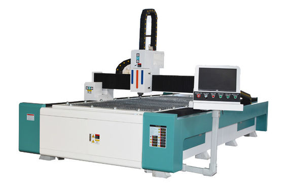آلة قطع الصفائح المعدنية بالليزر 1330 آلة الألياف الليزر CNC